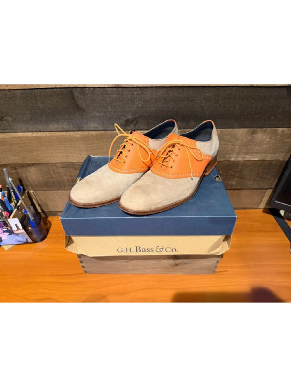 G.H. Bass & Co. Two-Tone Oxford Shoes Orange & Tan Men’s Size 10